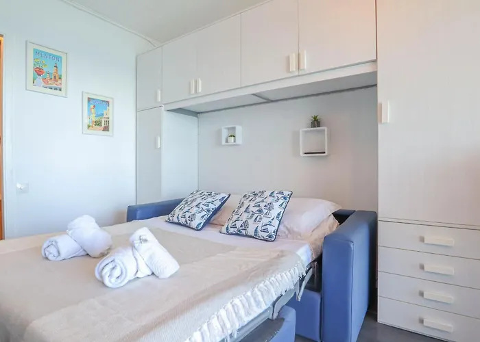 Appartement « Chateau Saint Louis 3 » Vue Mer, Terrasse *