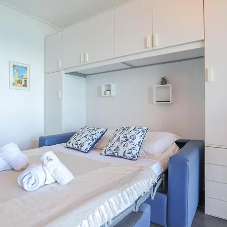 Apartment « Chateau Saint Louis 3 » Vue Mer, Terrasse *