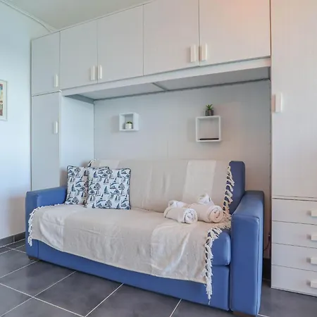 Château Saint Louis 3   Vue Mer, Terrasse Appartement *