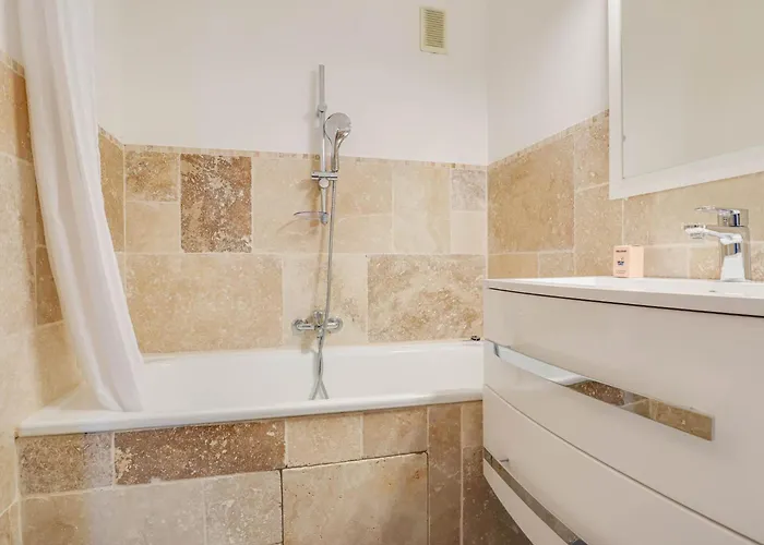 « Chateau Saint Louis 3 » Vue Mer, Terrasse * Mentona